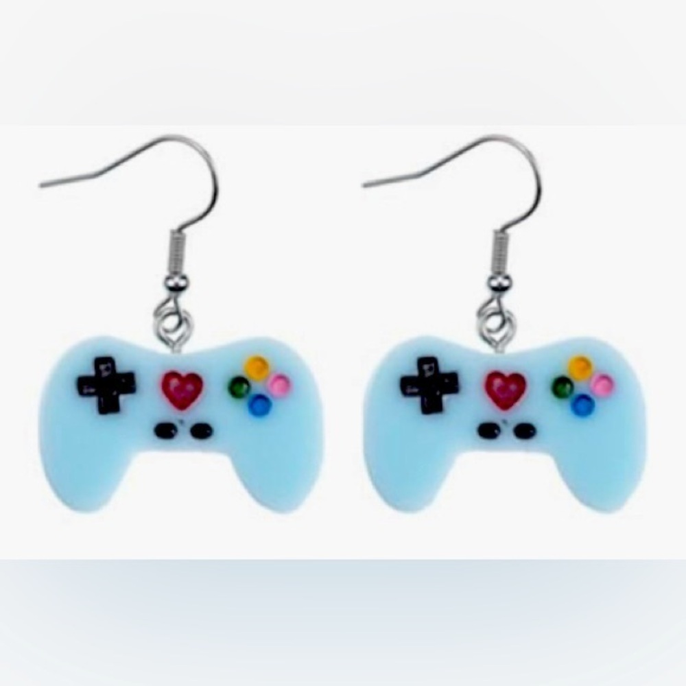 NWT - Video Game Controller 3D Resin Dangle Earrings Set w/ Heart - Light Aqua